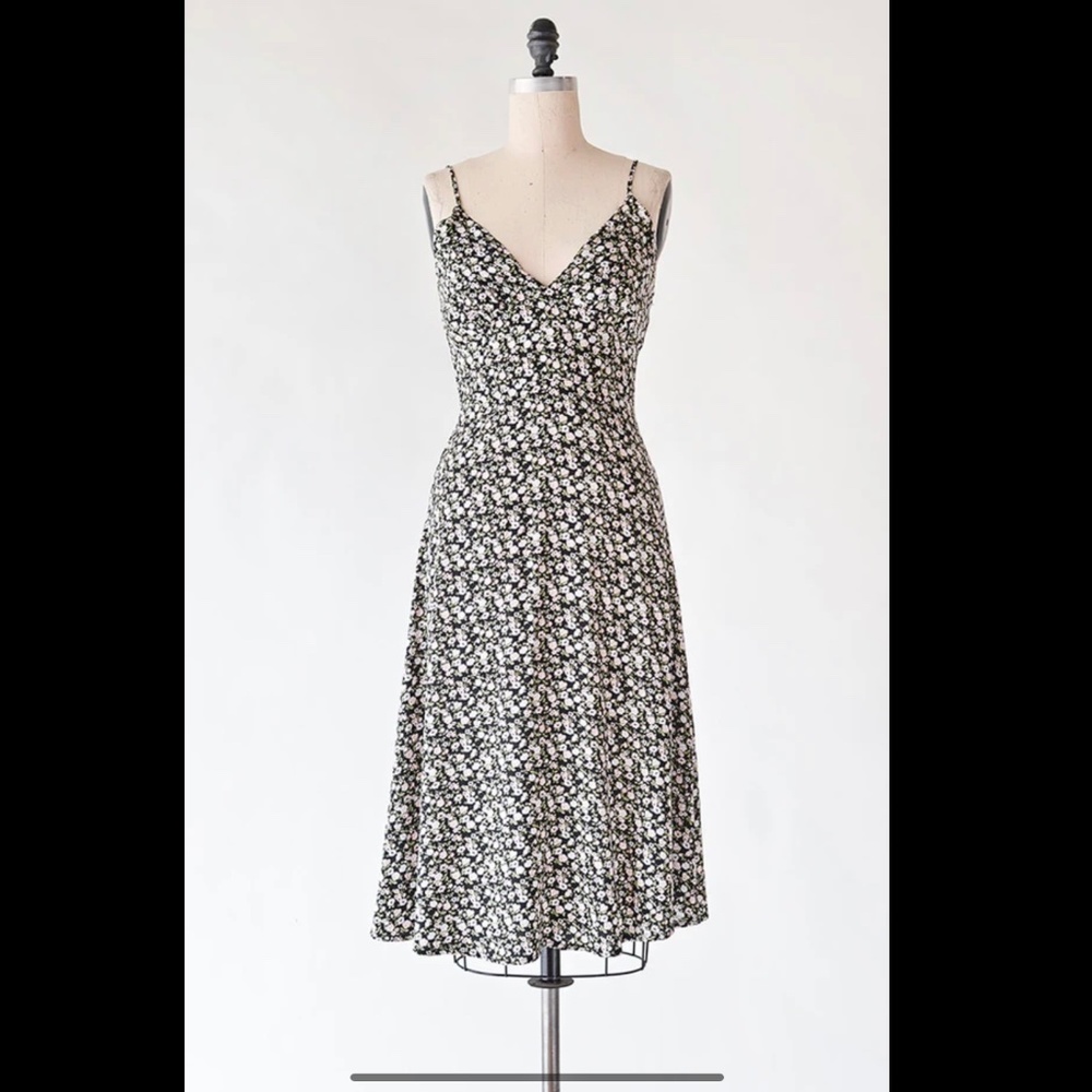 NWOT Myriad Petals Floral Dress Adored Vintage XS